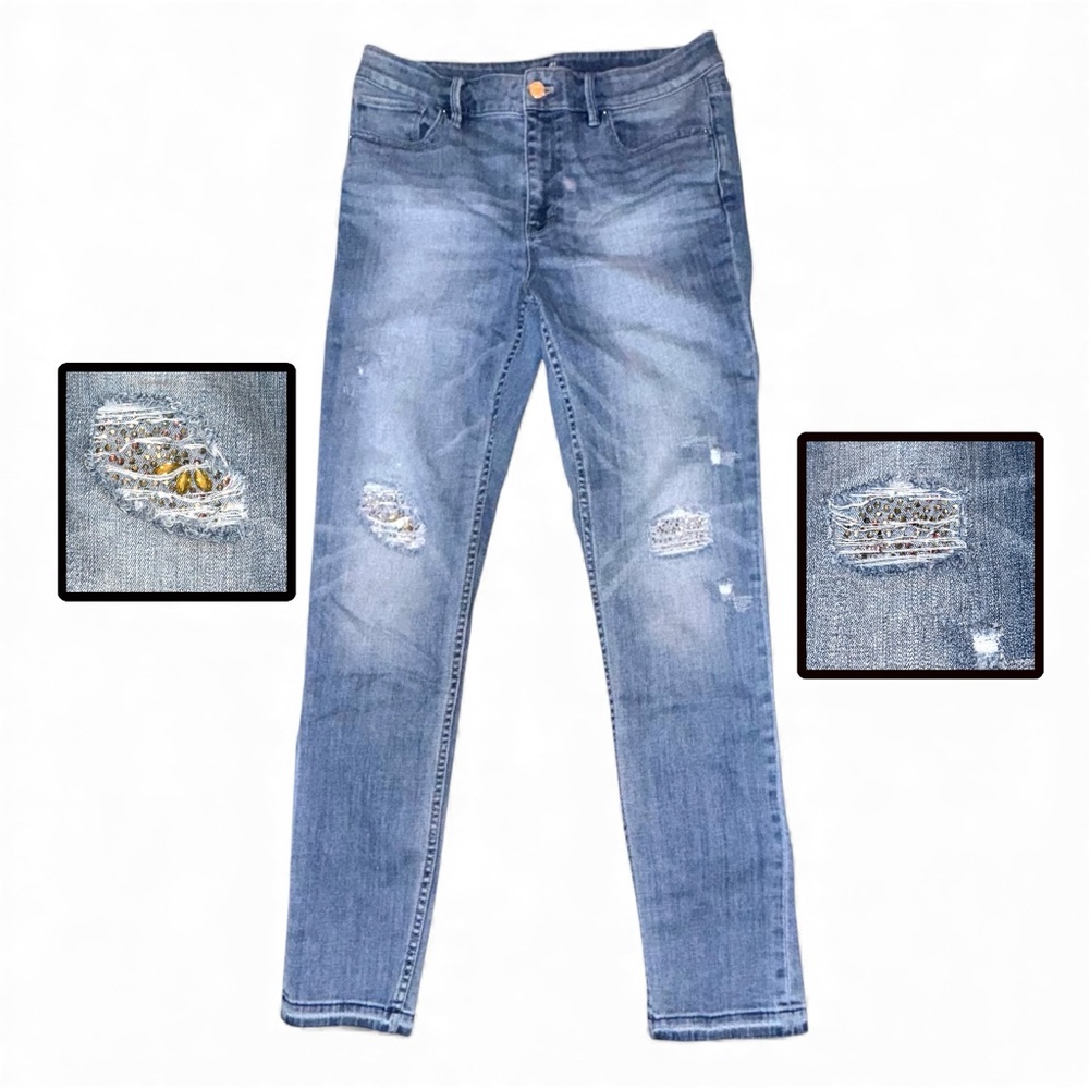 White House Black Market Size 10 Light Wash Jewel Embellished Distressed Jeans